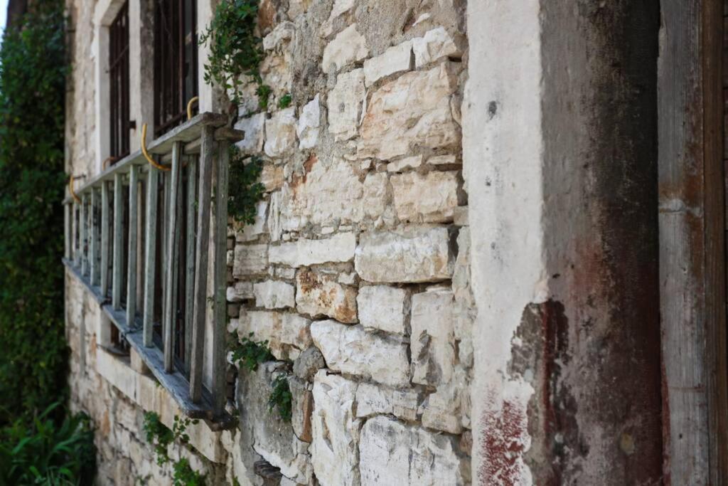 Charming Apartment In Town Center Pula Ngoại thất bức ảnh