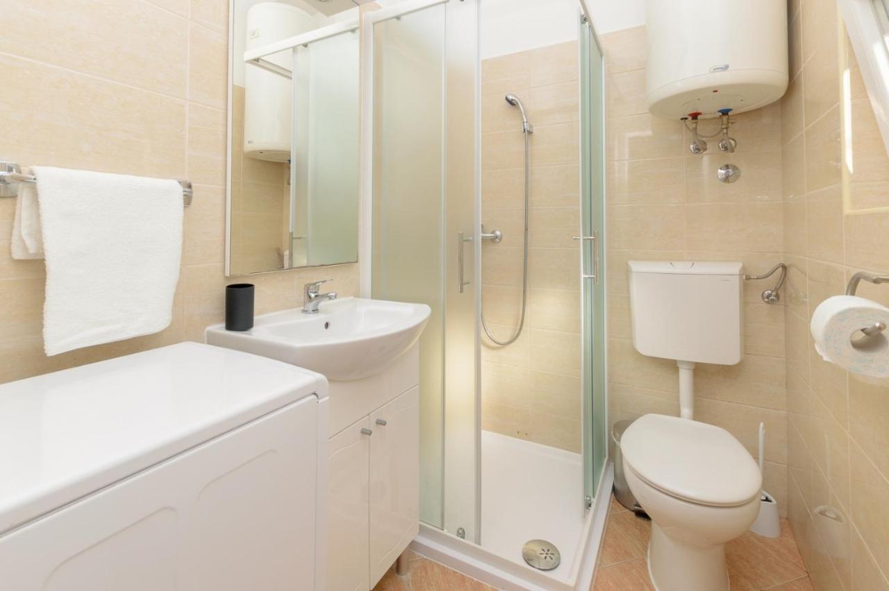 Charming Apartment In Town Center Pula Ngoại thất bức ảnh