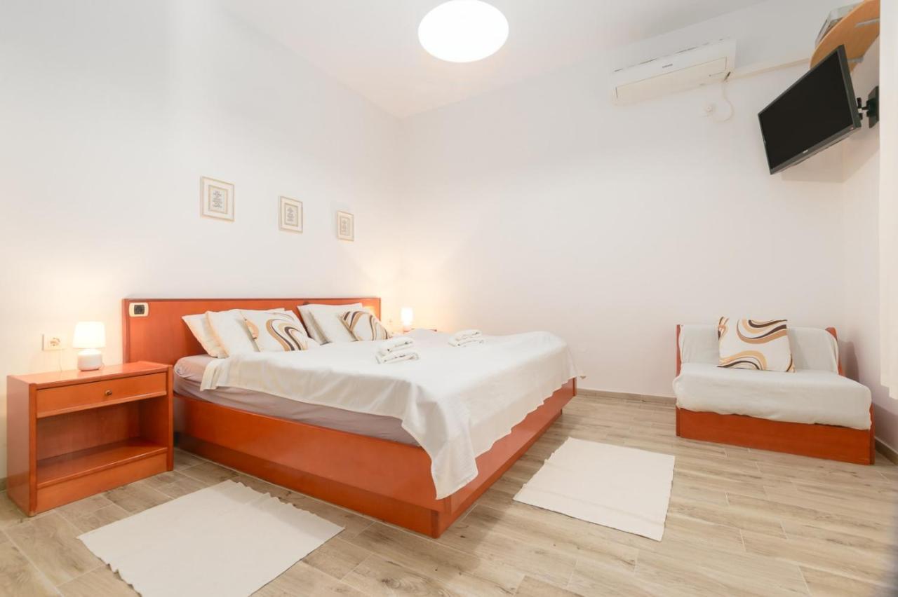 Charming Apartment In Town Center Pula Ngoại thất bức ảnh